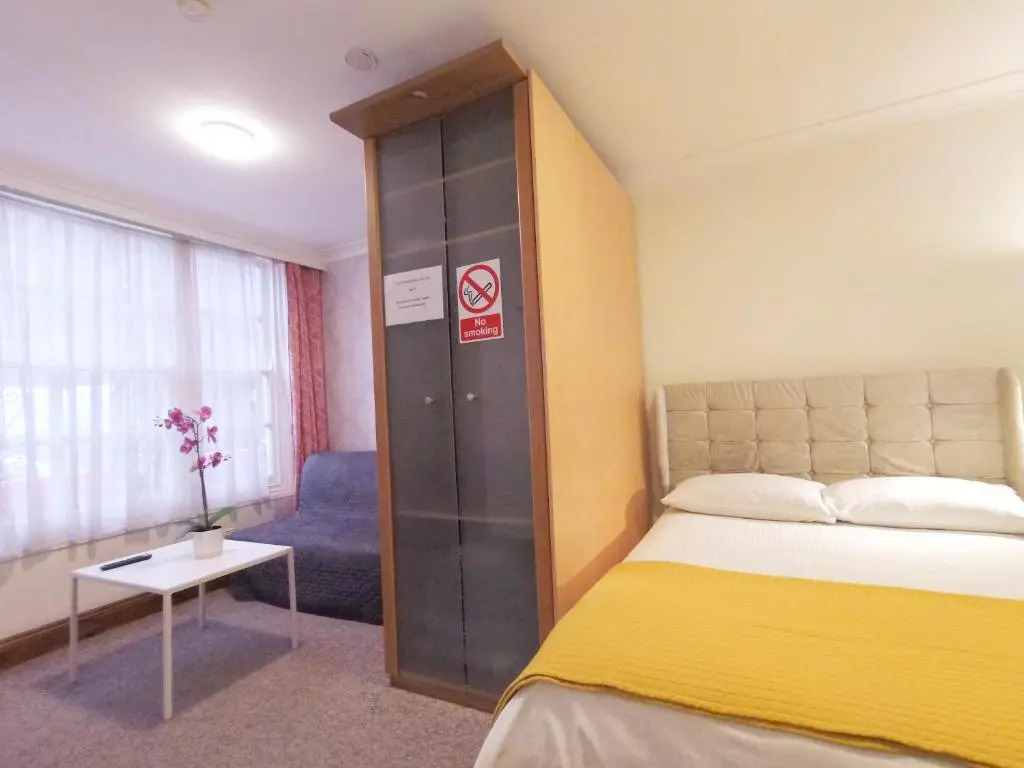 Flat 1 at 6 Taunton Mews