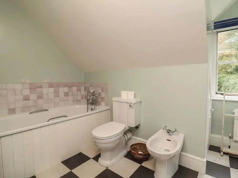 Laundry Cottage