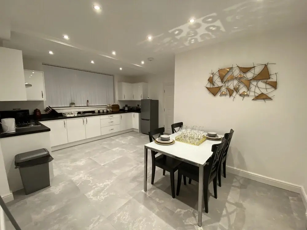 Top Notch Nottingham 5 bed House Park City Centre