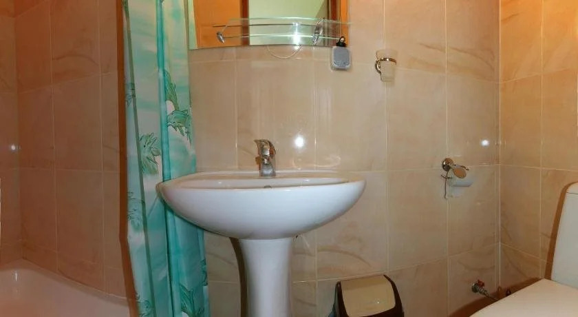 Postoyalyi Dvir