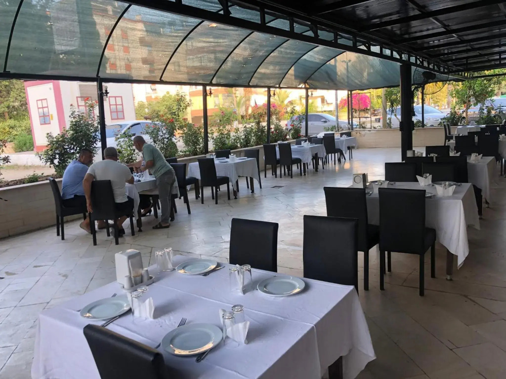 BALŞEN HOTEL