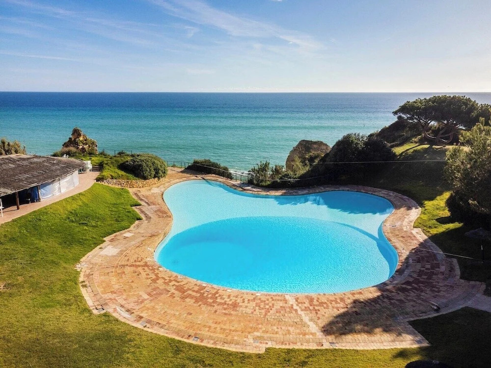 Sunny 5BR Villa @ Prainha Club
