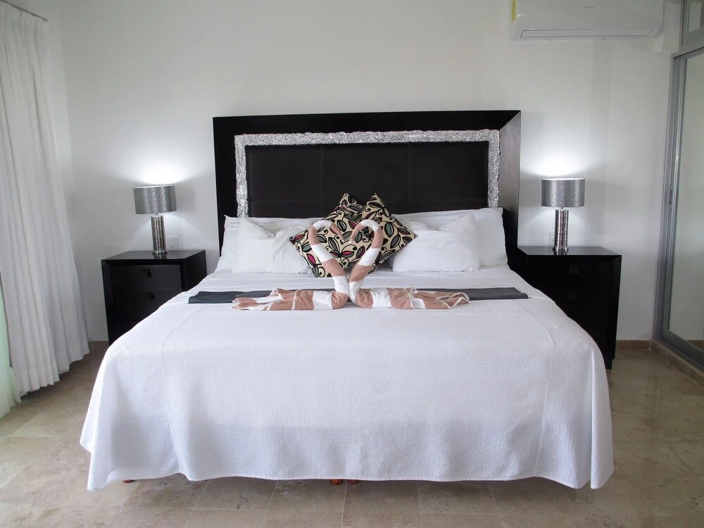 Coral Suites 4D by SunandSea