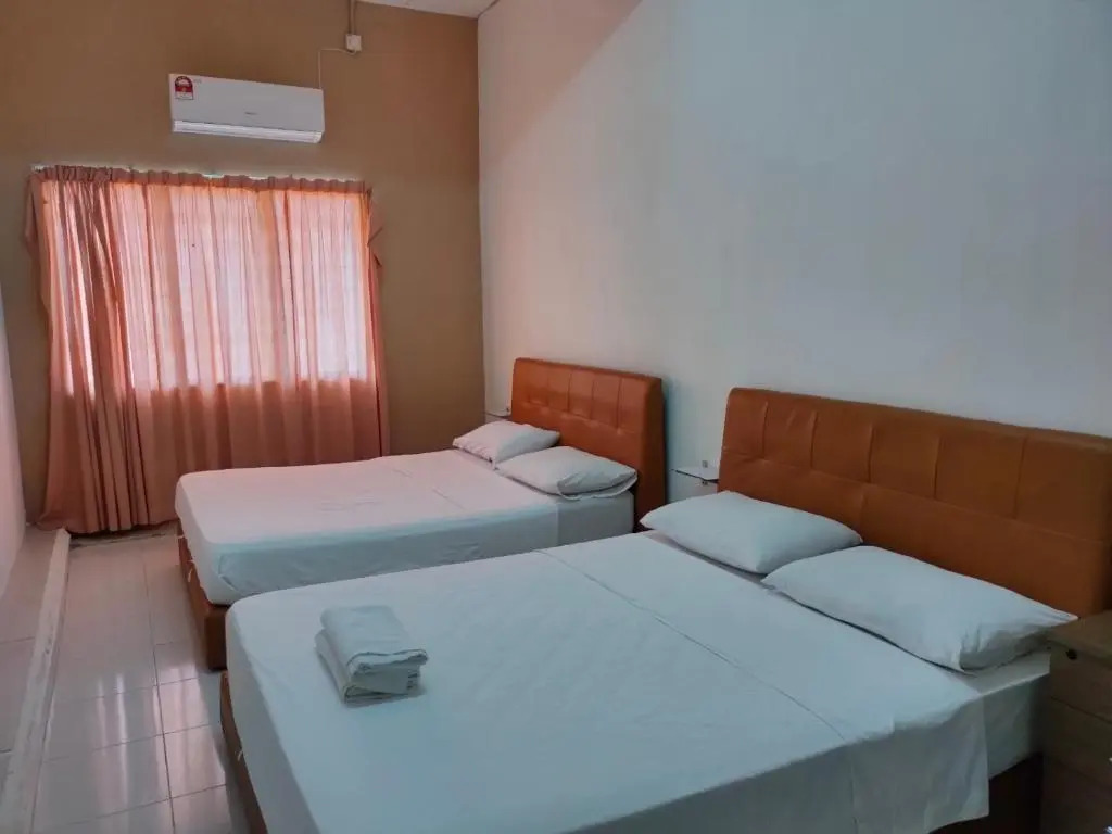 Q Hotel