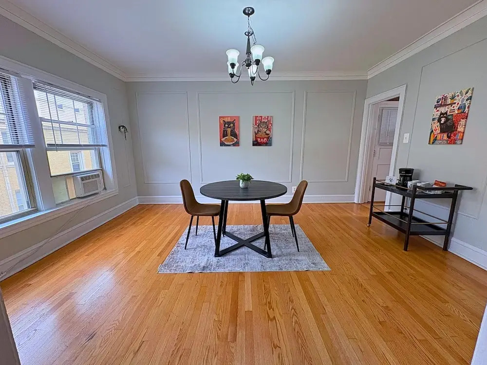Charming 1BR in Evanston - Hinman B3