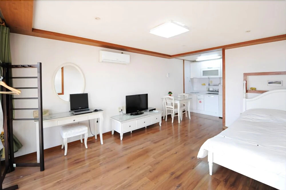 Seogwipo Happy Jeju Pension