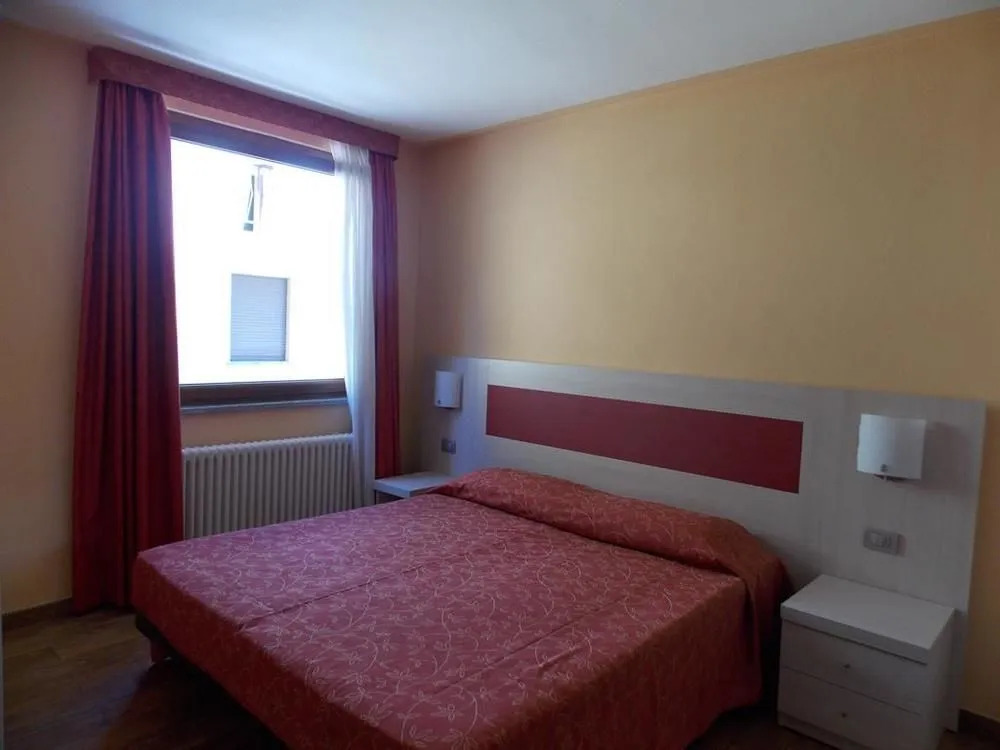 Sottosopra Alps Apartments & Rooms Ski & Bike room