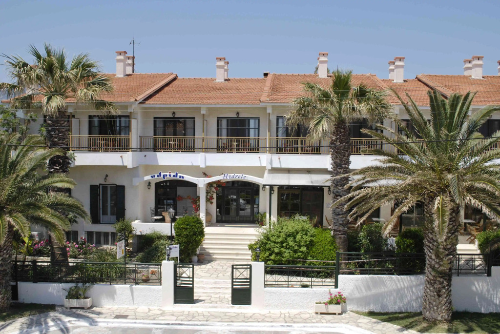 Hydrele Beach Hotel & Village