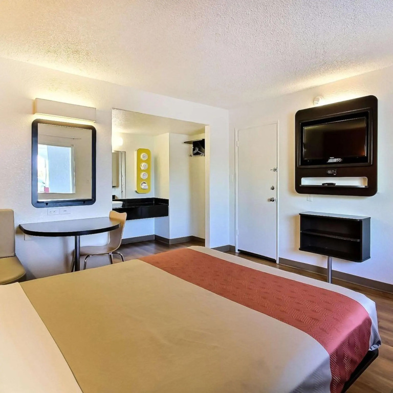 Motel 6-Campbell, CA - San Jose