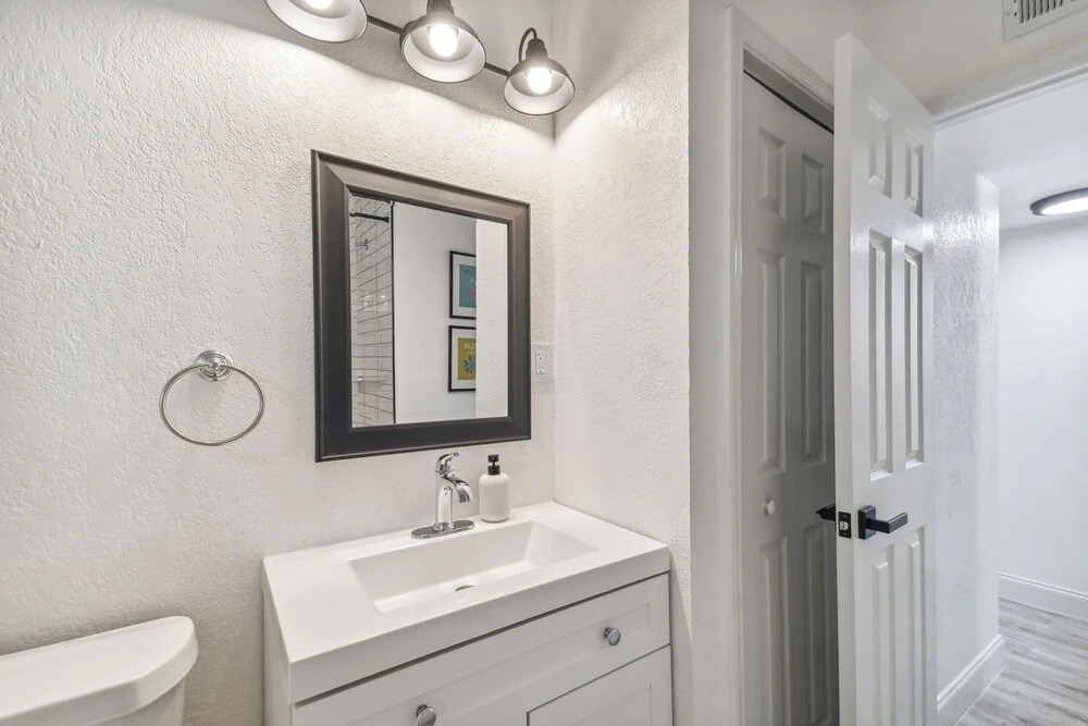 Coastal Bliss 3BR Gem Near MacDill AFB