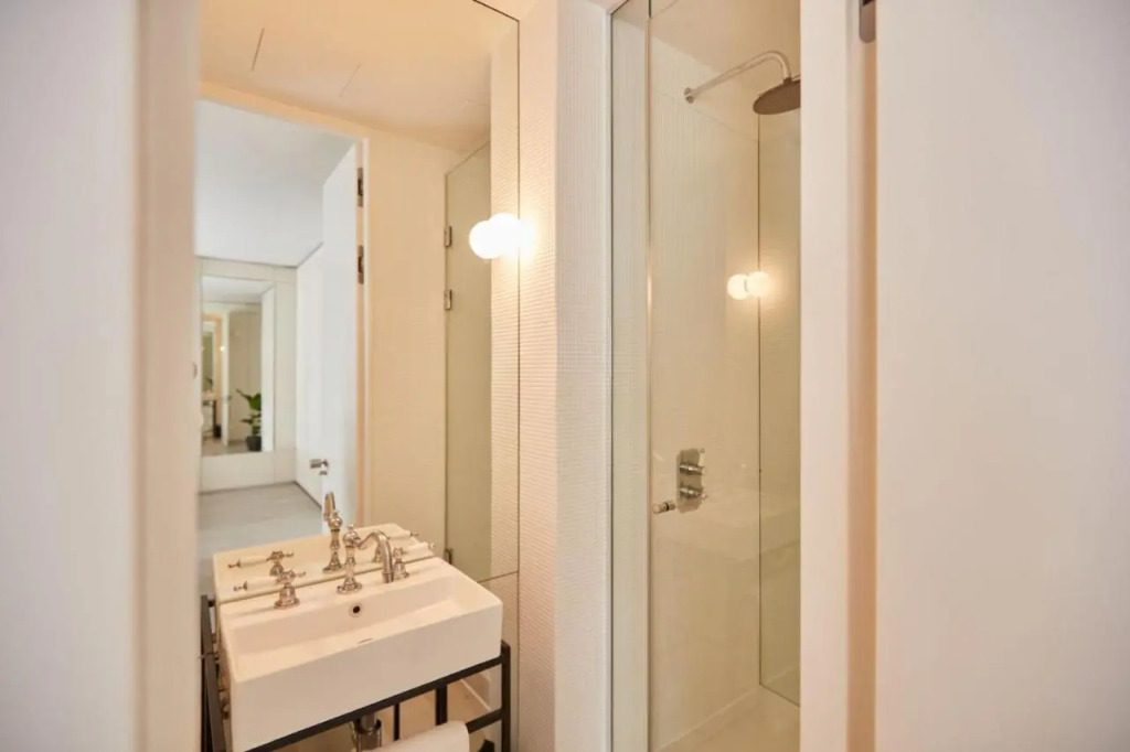 Luxury West London living in Loftus Road London