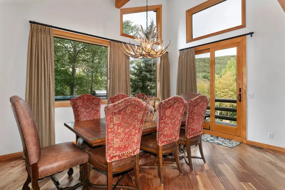 Queen Esther Drive Home at Deer Valley Resort - 4 Bedroom Home with Hot Tub #2436 4 Condo