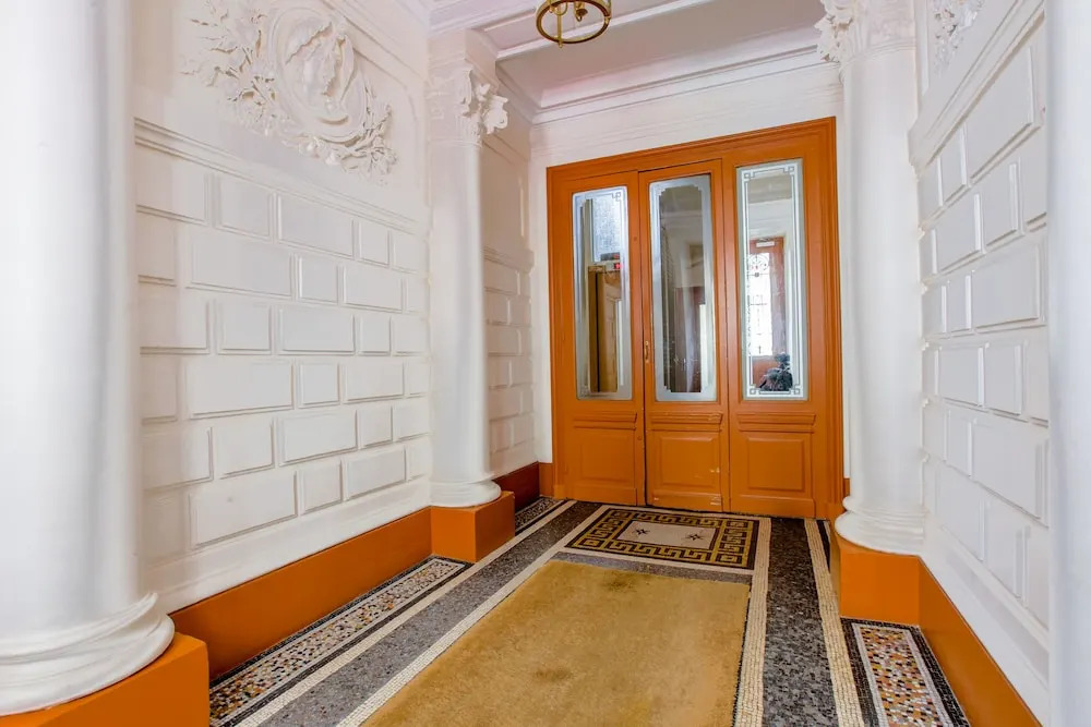 Appartement parisien romantique