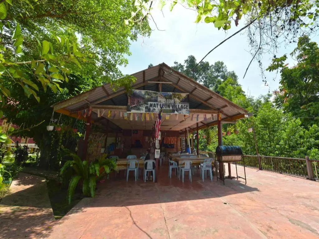 Tahan Guest House