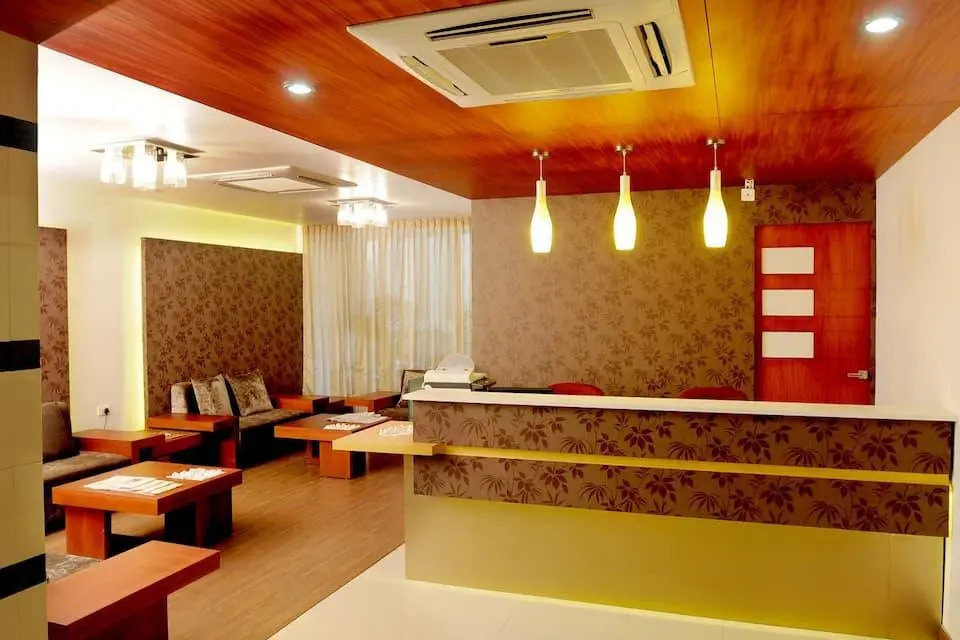 Hotel Marina Residency