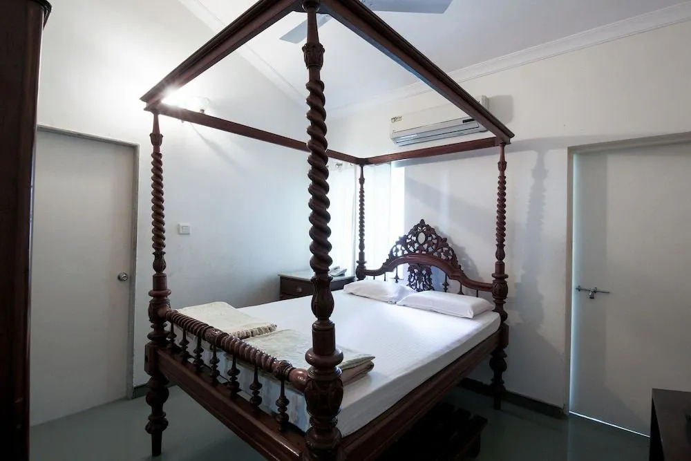 GuestHouser 3 BHK Villa 5c00