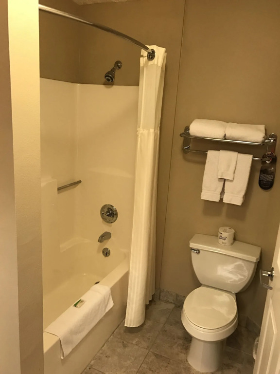 CrestHill Suites SUNY University Albany