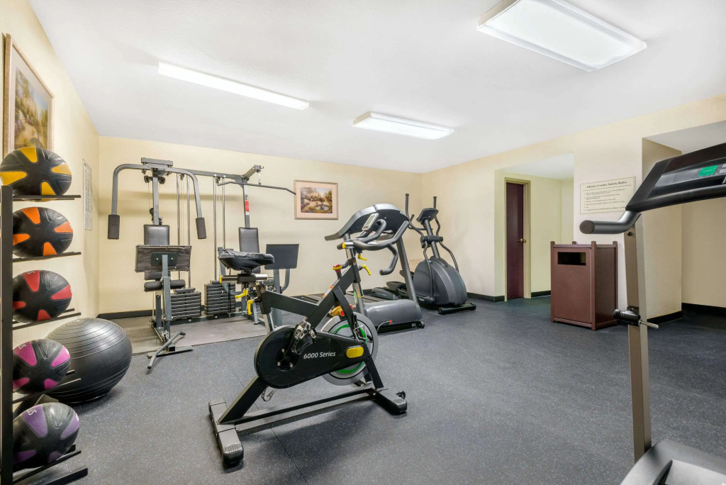 Days Inn by Wyndham Indianapolis Castleton