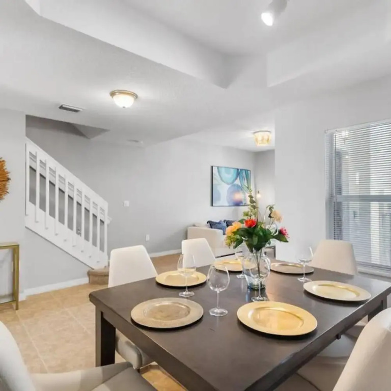 Beautiful Gated Community With Pool Gym Parks Parking