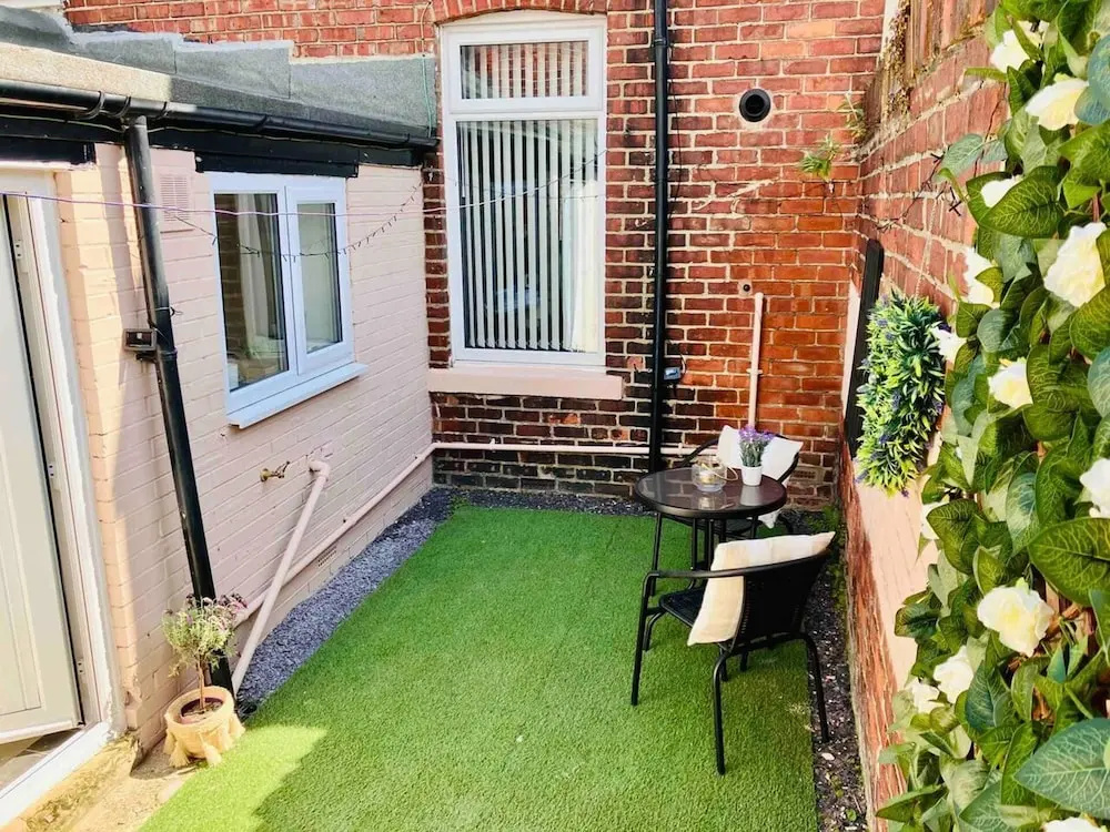 Inviting 2-bed House in Sunderland, Wifi, Parking