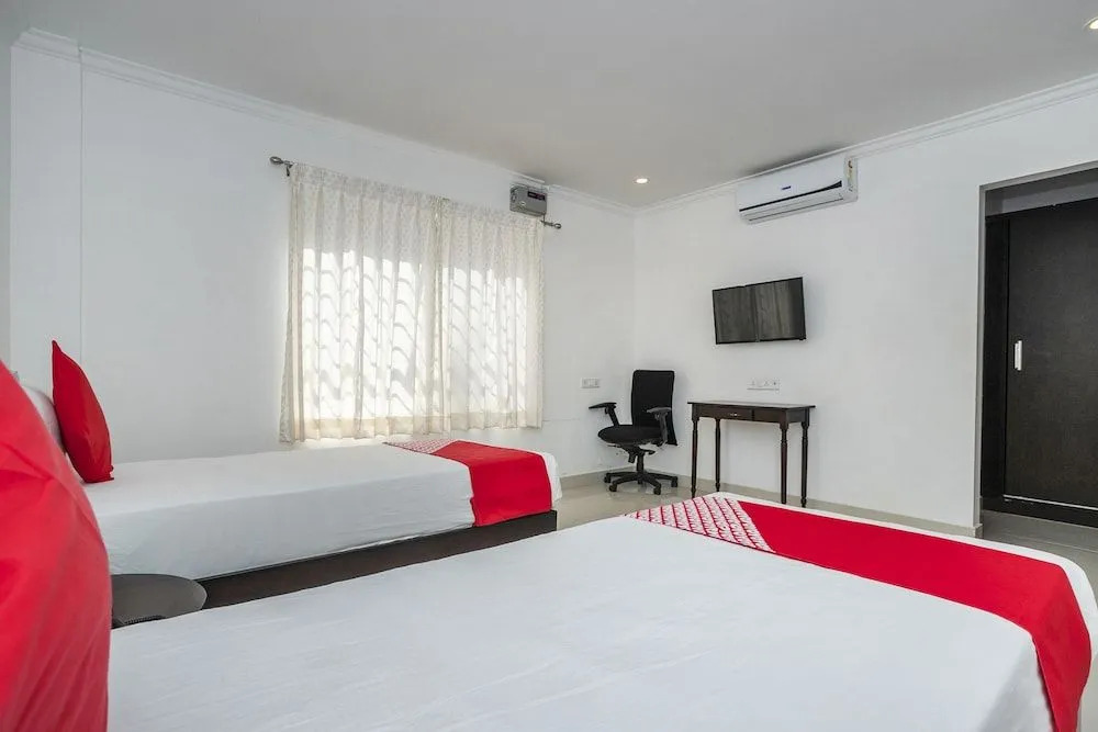 Capital O 27798 Hotel Cosmopolitan