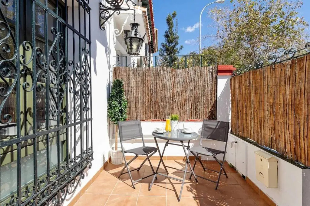 Casita en PEDREGALEJO