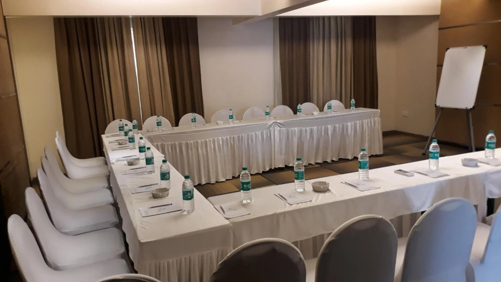 Hotel Utsav Deluxe