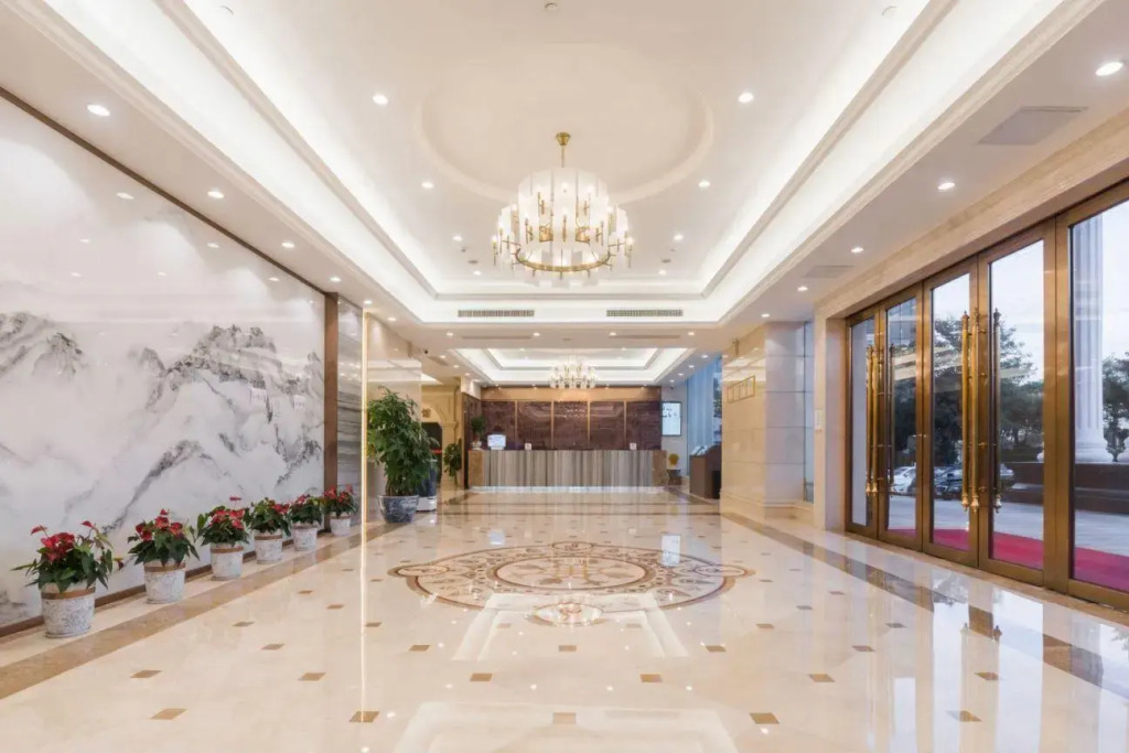 Vienna International Hotel Shenzhen Longhua Xiken