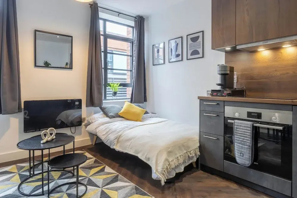 Modern 1-bed in Birmingham's Jewellery Quarter