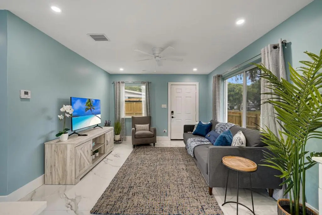 Lake house 3 in Davie