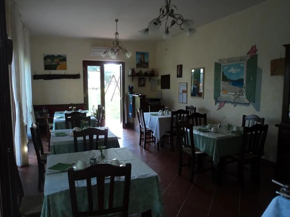Agriturismo Terra Di Elea azienda agricola di Raimondo MIchela