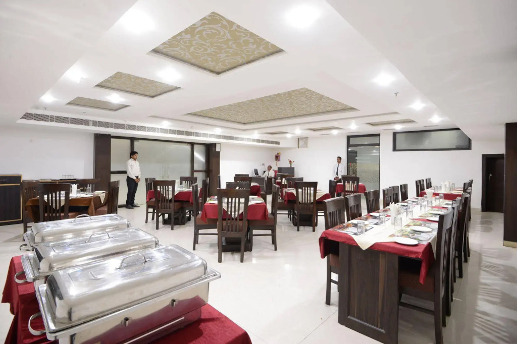 Hotel Agra Dazzling East Gate