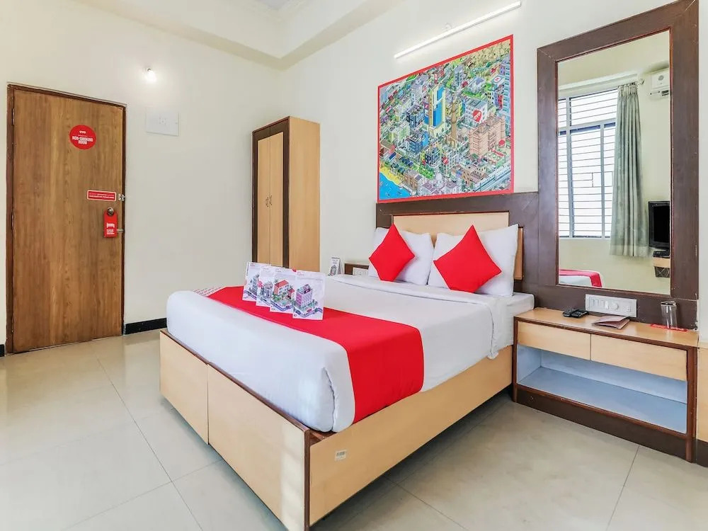 OYO Ira Residency