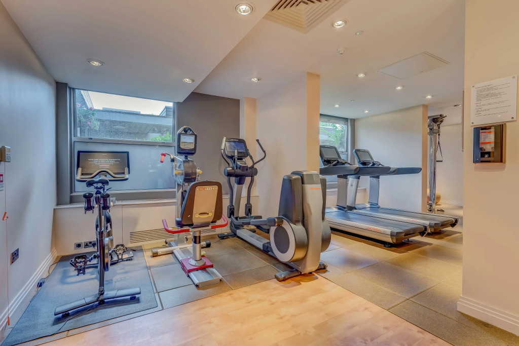 DoubleTree by Hilton London Ealing