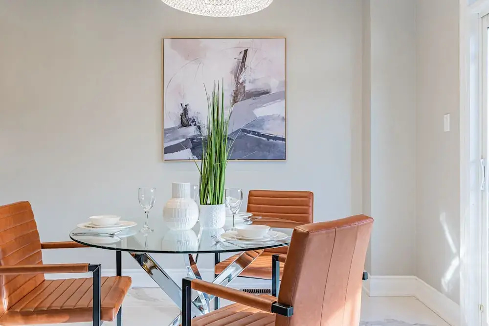 Luxury Villa - Mississauga Square One
