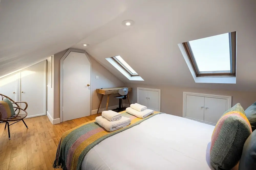 VESTO Three Bedroom Apartment in Clapham