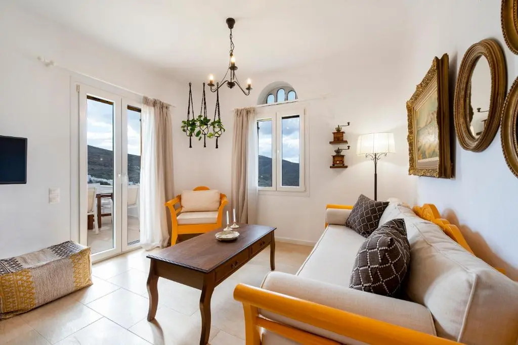 Pirgos Suites