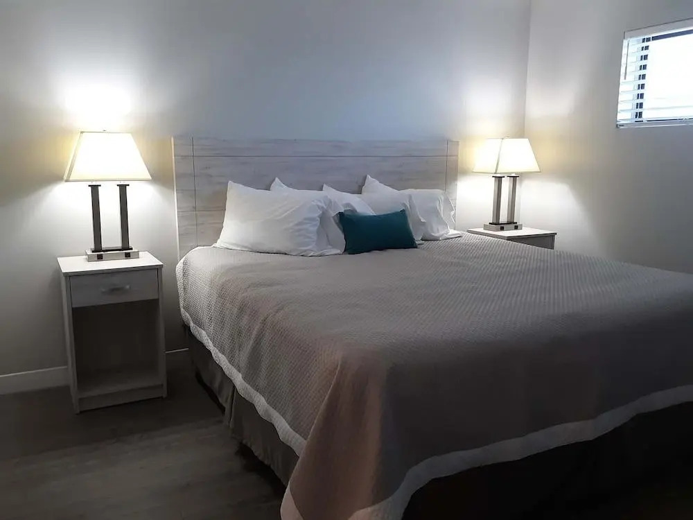 Surf Suites