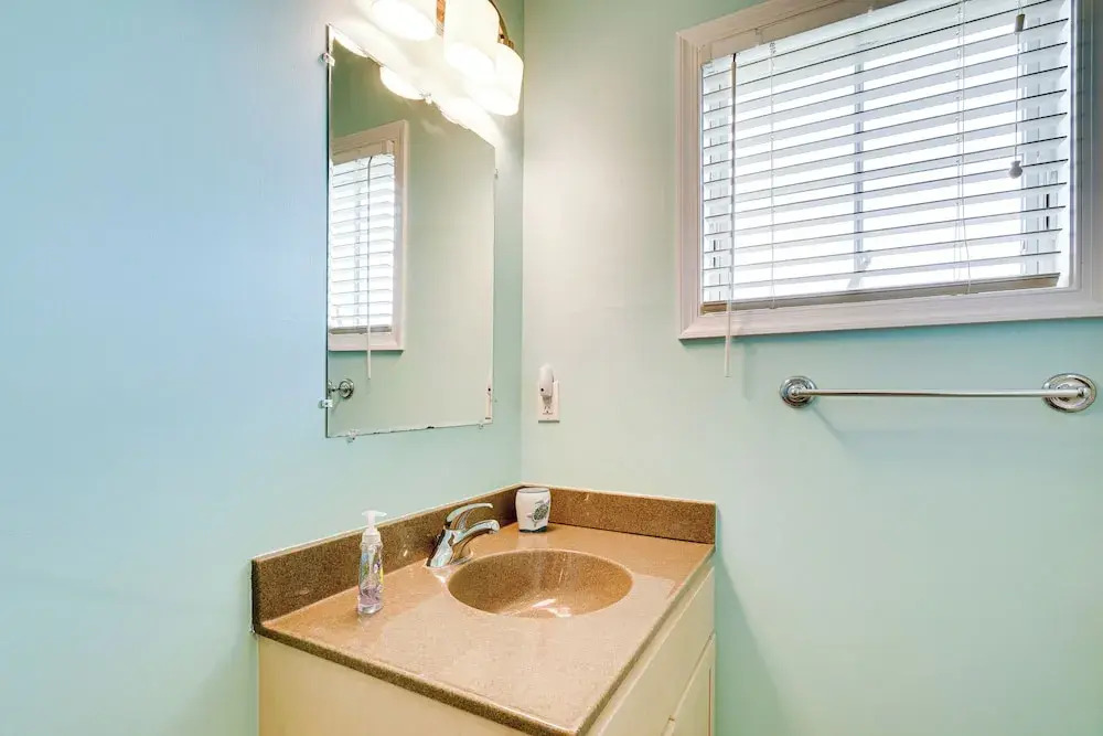 Wildwood Vacation Rental: Walk to Beach Access!