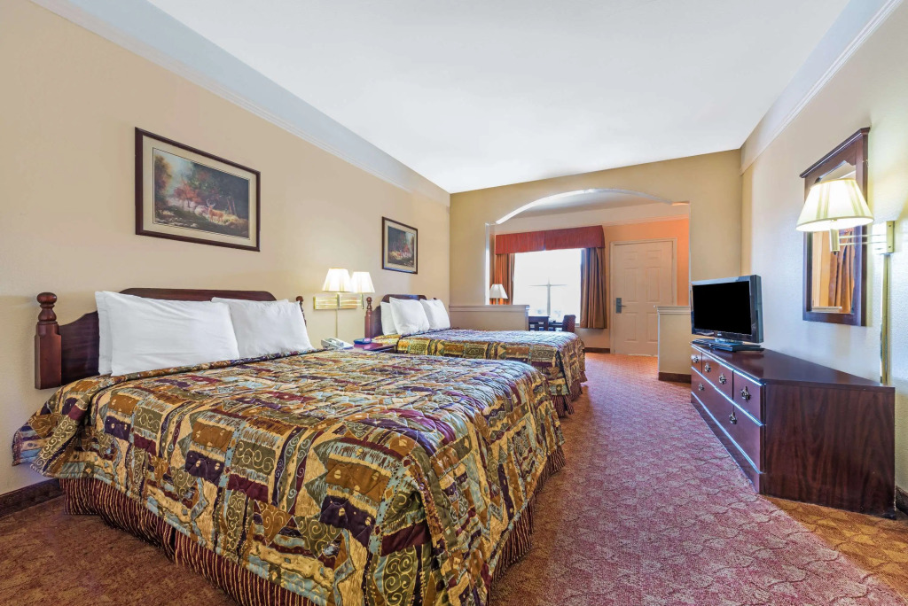 Quality Inn & Suites Greenville