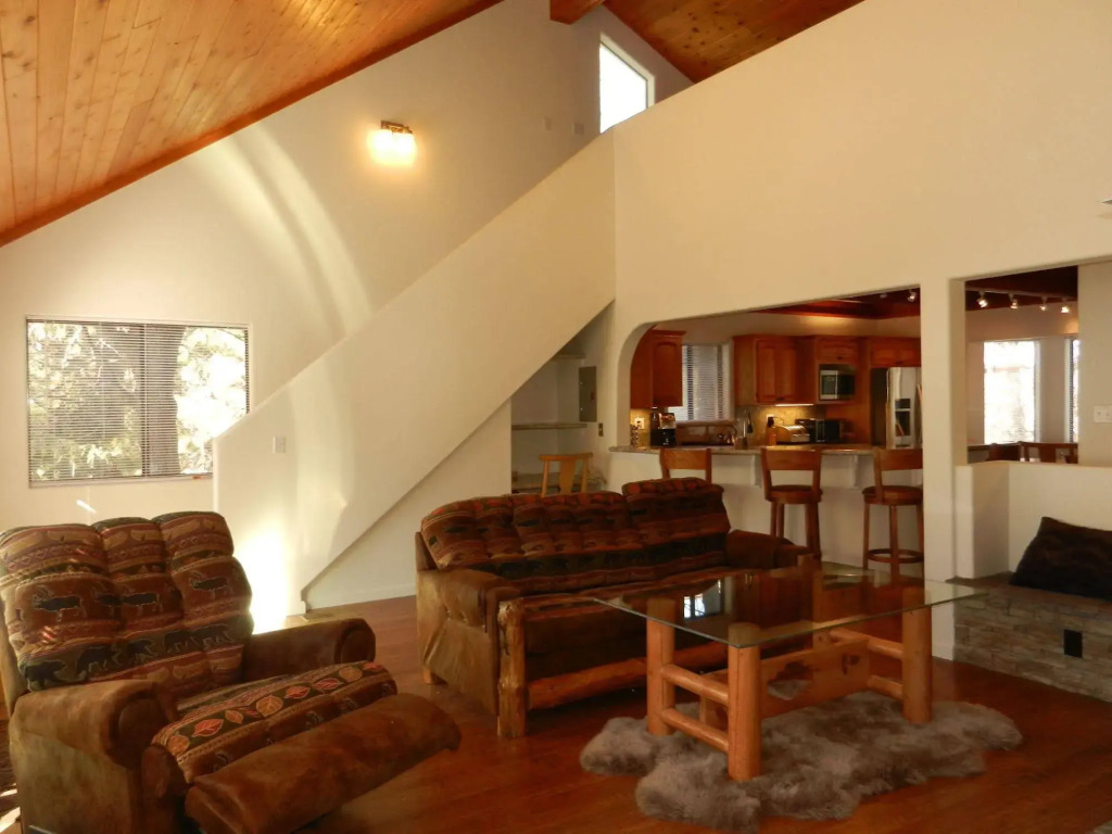 Bear Lassen Chalet