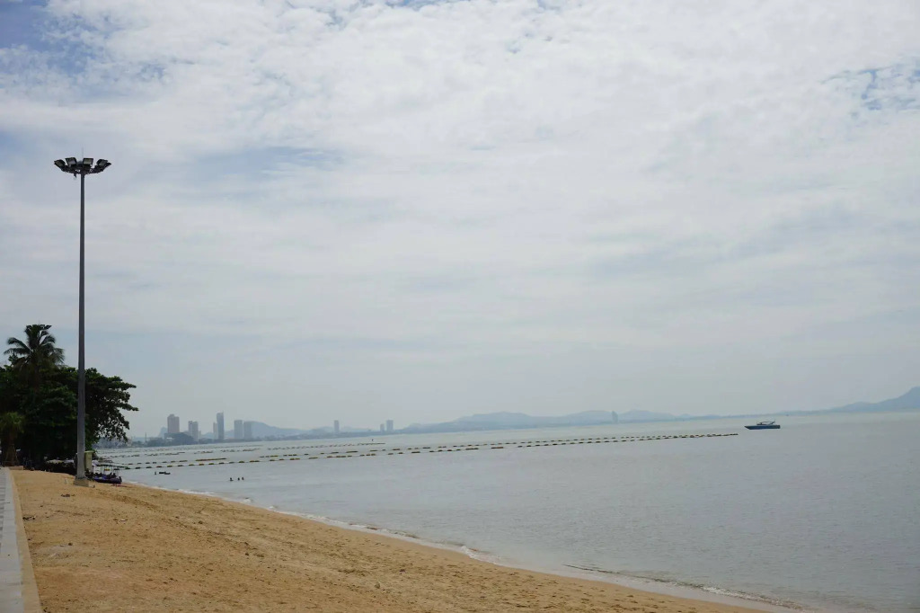 Beachwalk Jomtien