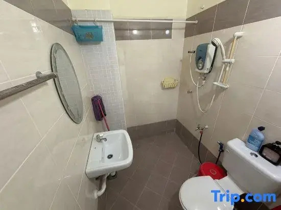 Taman Banang Ria Simple Homestay