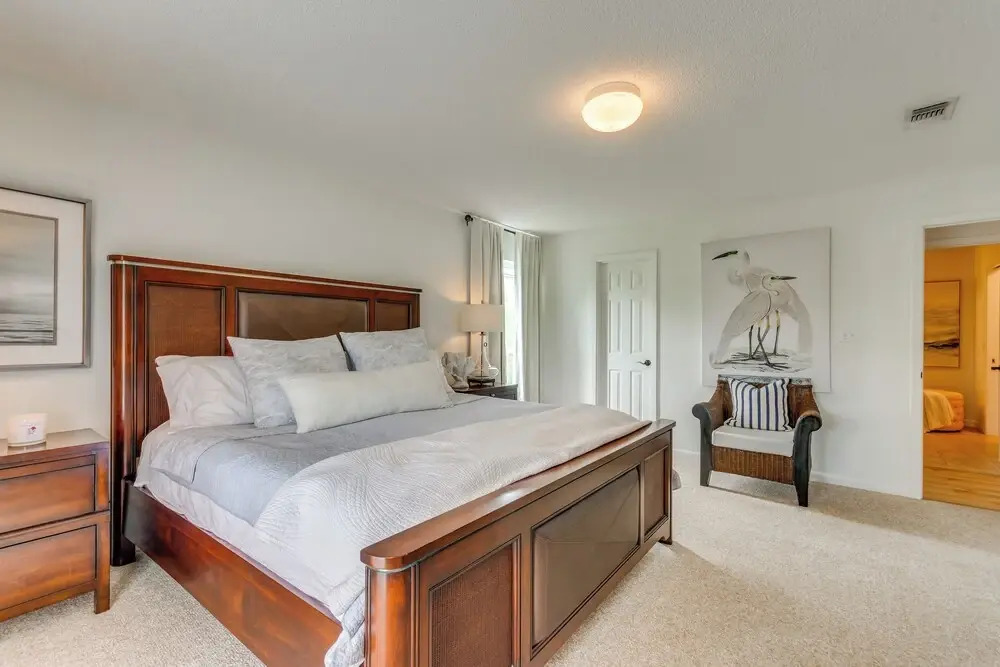 Luxe Gulf Breeze Home w/ Patios - 4 Mi to Beaches!