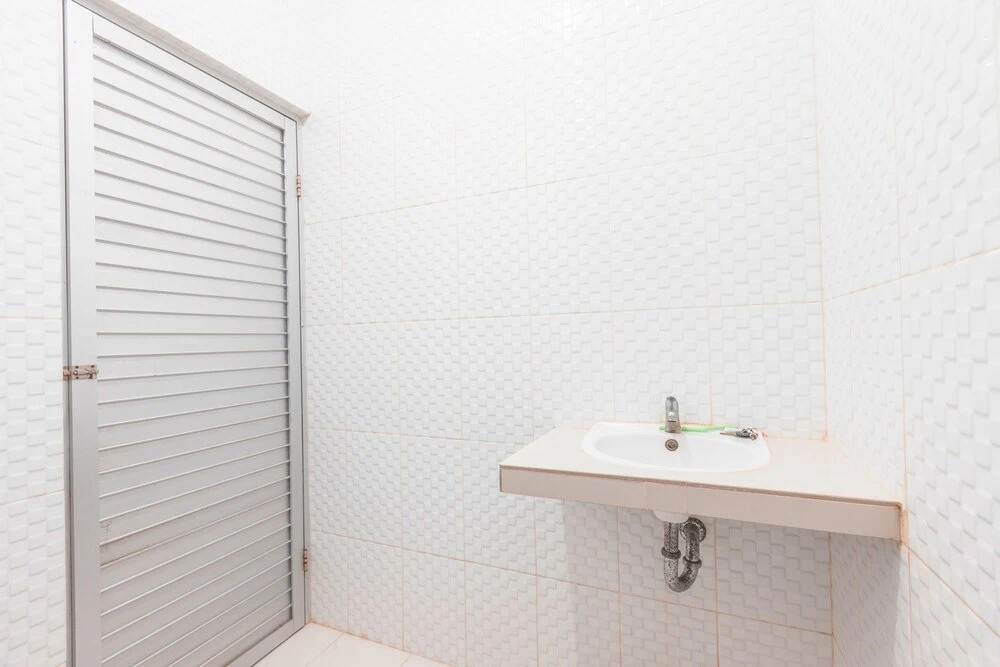 Cempaka Harapan Indah by OYO Rooms
