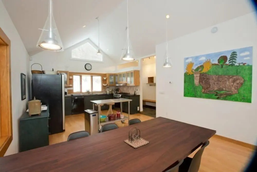 Mid_modern 4 BR