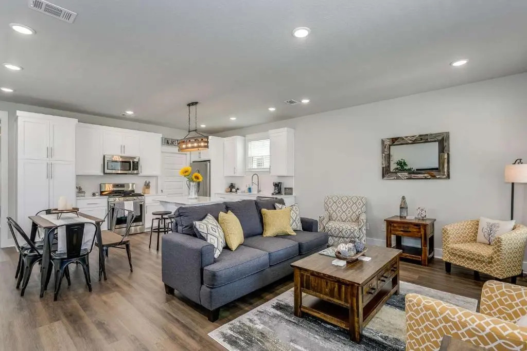 Lone Oak House