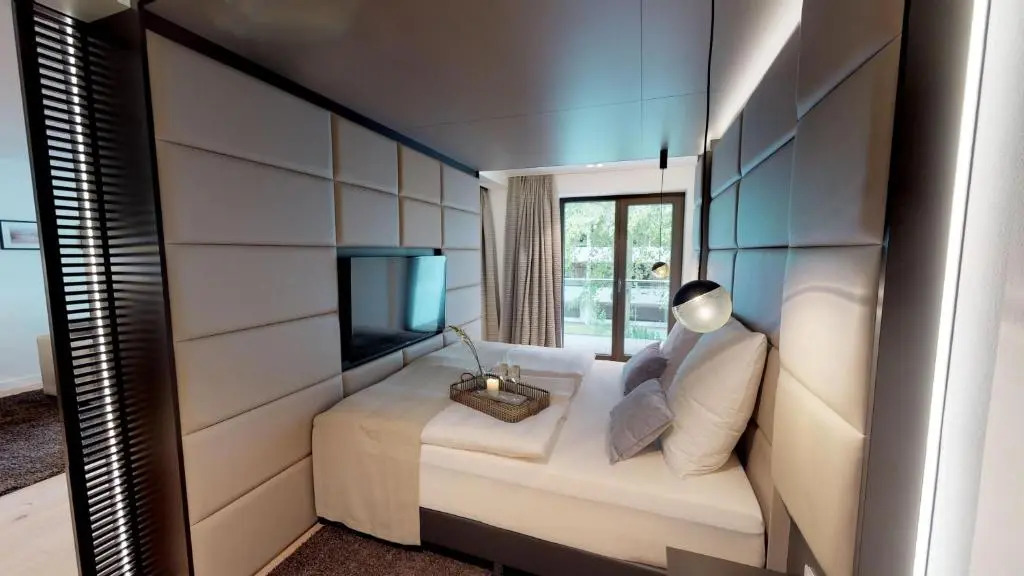 White Pearl Apartment 1.11