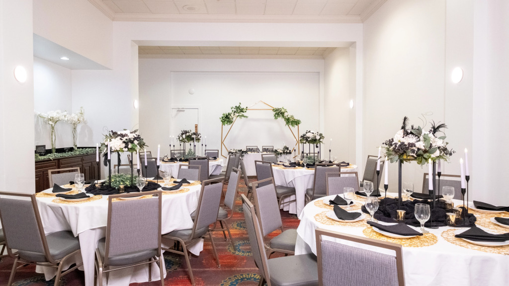 Crowne Plaza Hotel Dayton