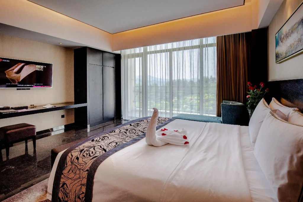 Liyang Hentique Resort & Spa Villa